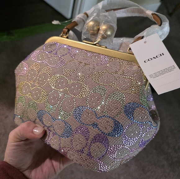 NWT AUTHENTIC COACH Rainbow Crystal Candy Kisslock 16 Pastel NEW - Picture 11 of 17